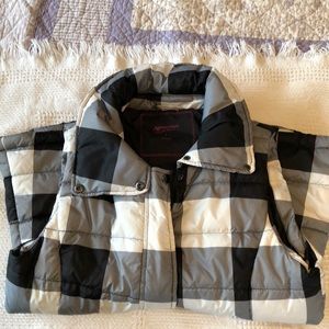 Sleeveless puffer vest